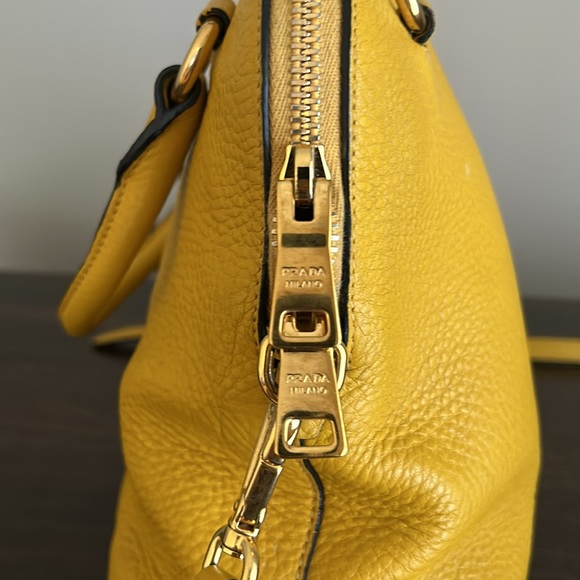 Prada Used good condition yellow bag - Picture 5 of 12